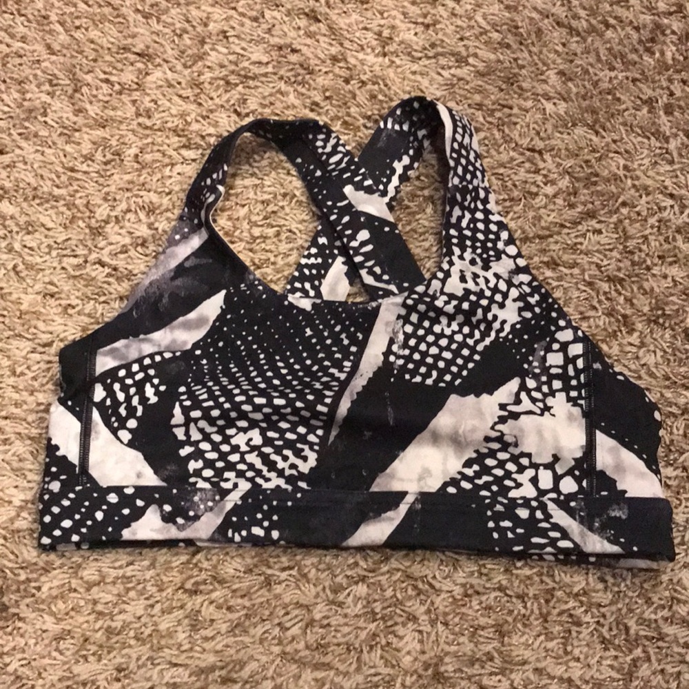 Size 10 lululemon bra